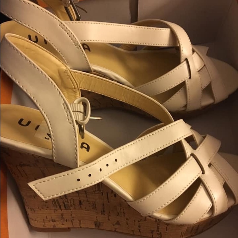 New wedge sandals